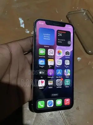Apple iPhone XS 256GB (Used)