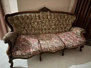 3-Seater Settee with Solid Wood Frame