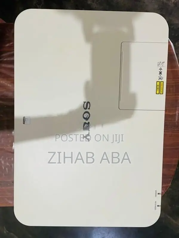 Sony VPL-PHZ10 Laser Projector with Screen