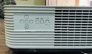 Sony VPL-PHZ10 Laser Projector with Screen