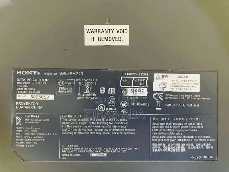 Sony VPL-PHZ10 Laser Projector with Screen