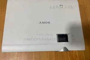 Sony VPL-DX122 Projector