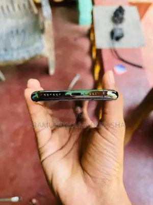 Apple iPhone XS 256GB (Used)