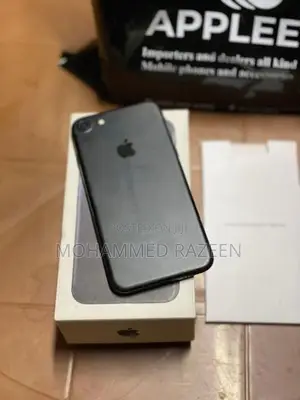 Apple iPhone 7 128GB (Used)