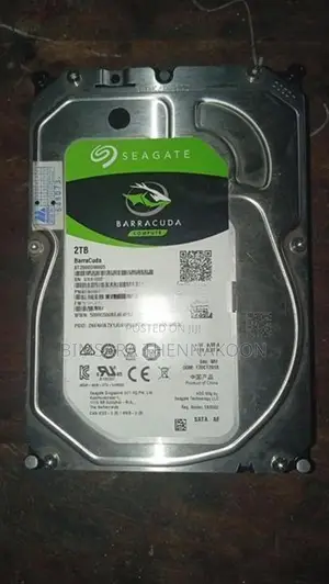 Seagate BarraCuda 2TB Desktop Internal Hard Disk (ST2000DM005)