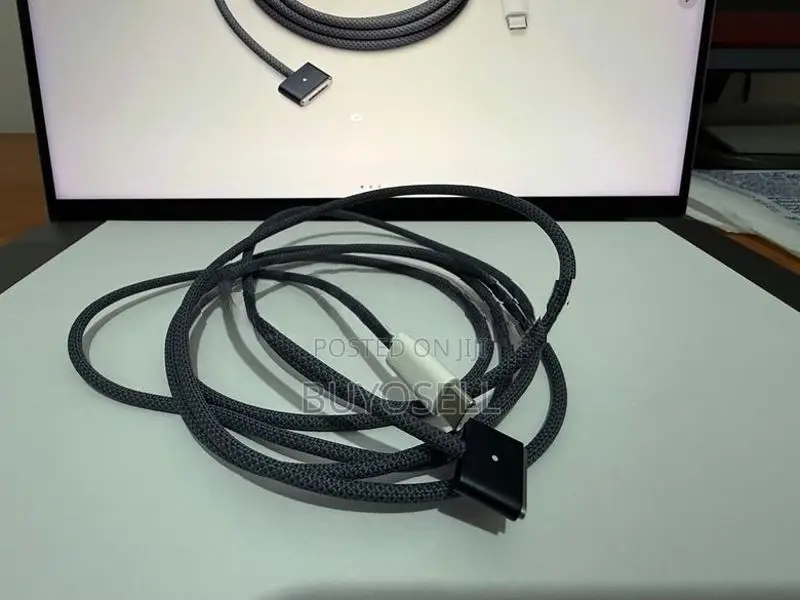 Apple USB-C to Magesafe 3 Cable 2m