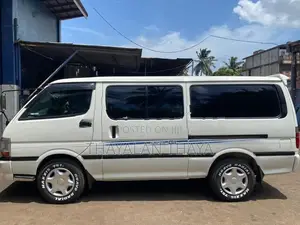 Toyota Dolphin LH113 1993
