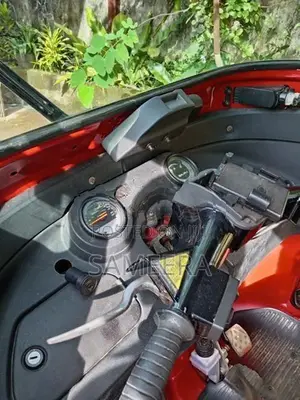 Bajaj RE 2019