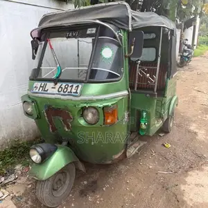 Bajaj RE Three Wheeler 2004