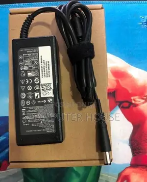 Dell 65 W 19.5 v Big Pin Charger