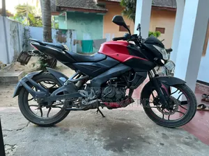 Bajaj Pulsar NS 160 2018 Red