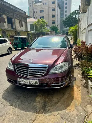 Mercedes-Benz S-Class 2010