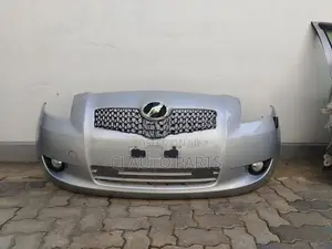 Toyota Vitz KSP90 Front Bumper panel