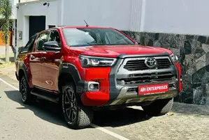 Toyota Hilux Rocco Revo B5 2025