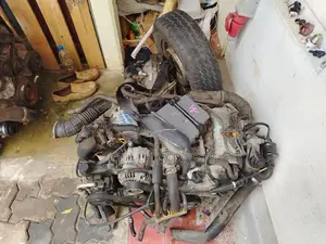 Suzuki Every DA64 Turbo Complete Engine , Gear Box and Suspension Part