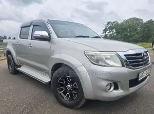 Toyota Hilux Thailand Manuel 2011