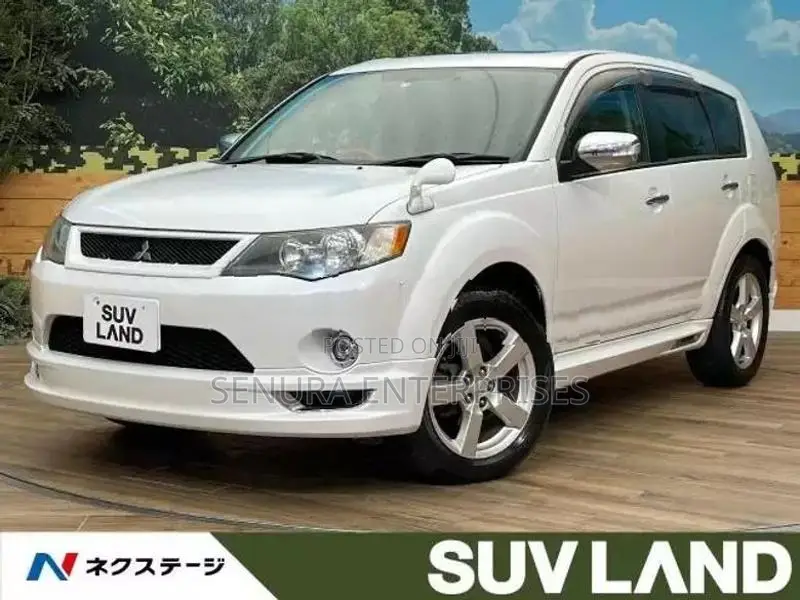 Mitsubishi Outlander CW5W Bonnet