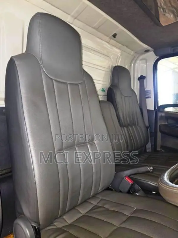 Isuzu Elf Lorry 2012