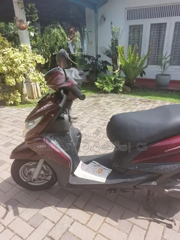 Yamaha Ray 2014