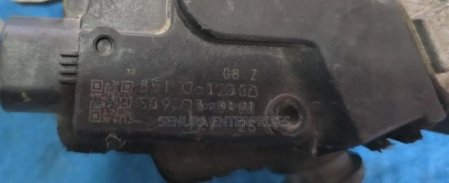 Daihatsu Mira LA300 Inner Arm with Motor