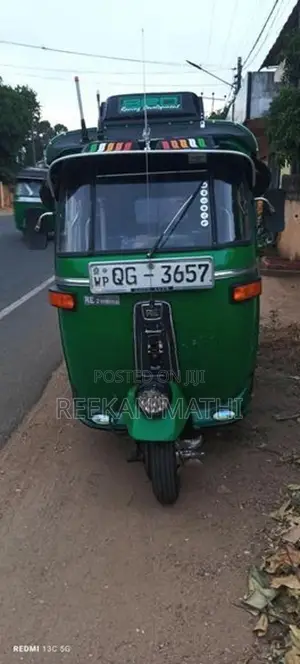 Bajaj RE 2006