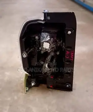 Daihatsu Taft Tail Lamp