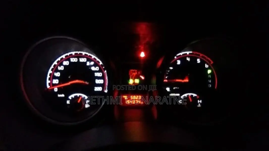 Mitsubishi Montero V98 2013