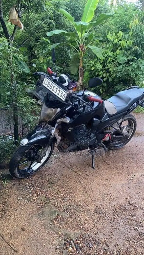 Yamaha FZS V1 2015