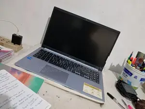 ASUS Vivobook 12th Gen Core i3