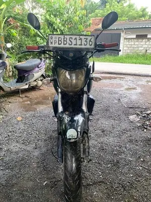 Yamaha FZS V1 2015
