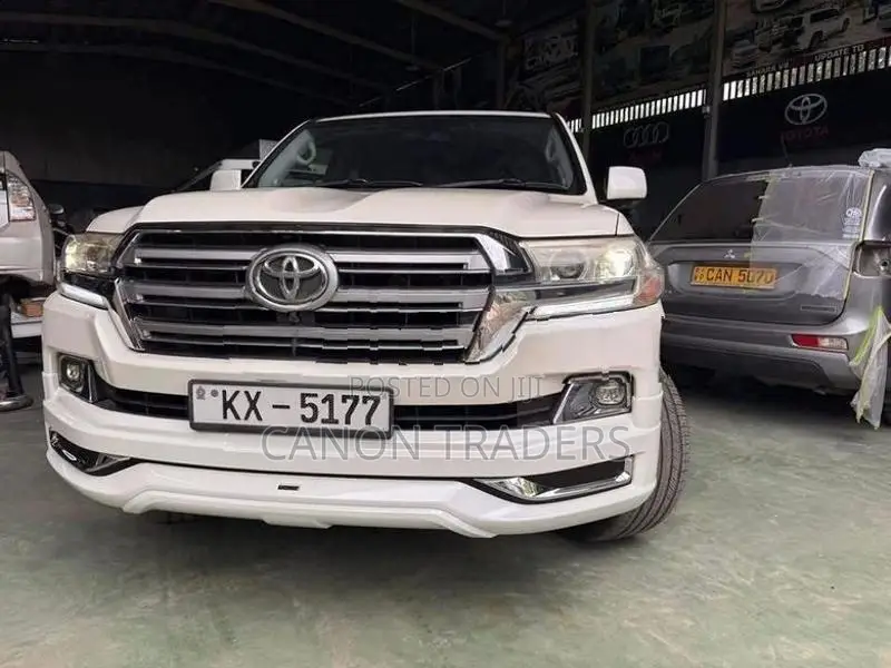 Land Cruiser Sahara V8 Type Bodykit One Side Exhaust