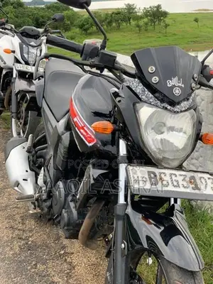 Yamaha FZS V1 2015
