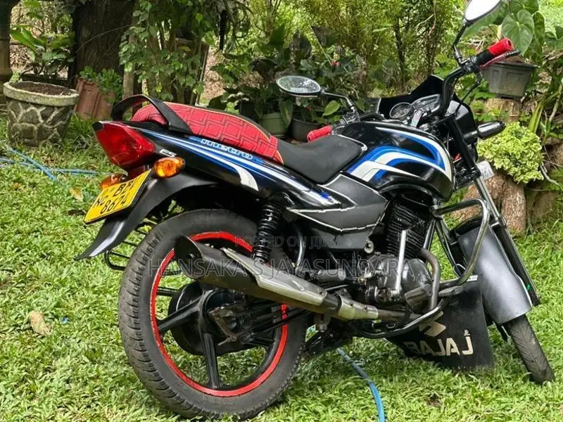 TVS Metro 2016