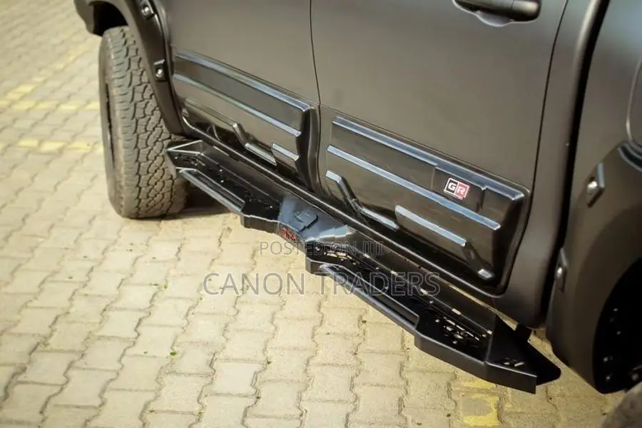 Hilux Hamer Side Step