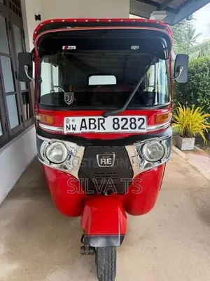 Bajaj RE Three Wheeler 2018