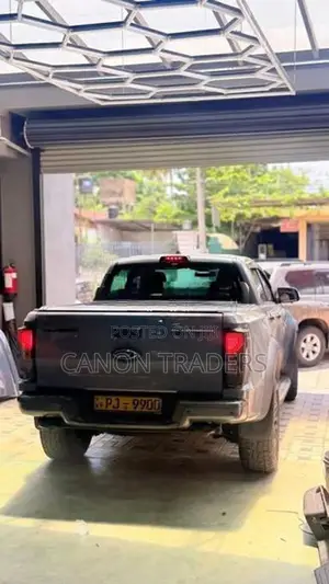 Ford Ranger Raptor Hamer Electric Roll Shutter