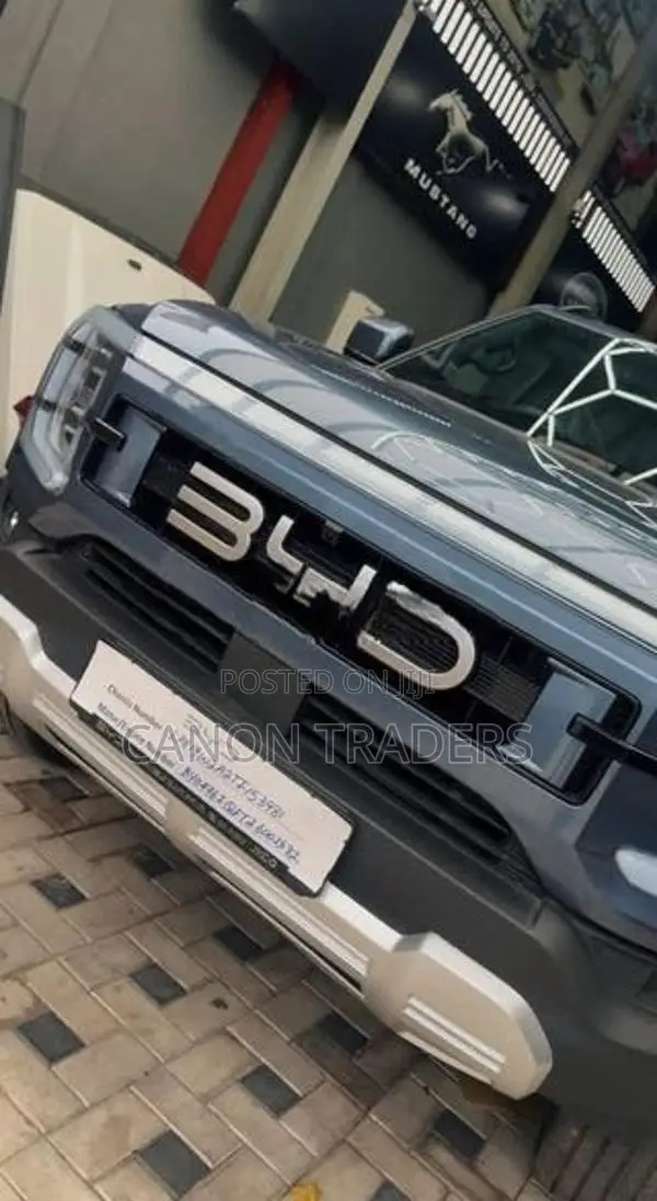 BYD Shark 6 Hamer Electric Roll Shutter Night Fury Bar