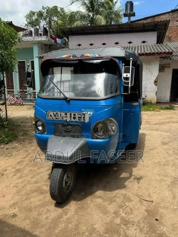 Mahindra Alfa 2011