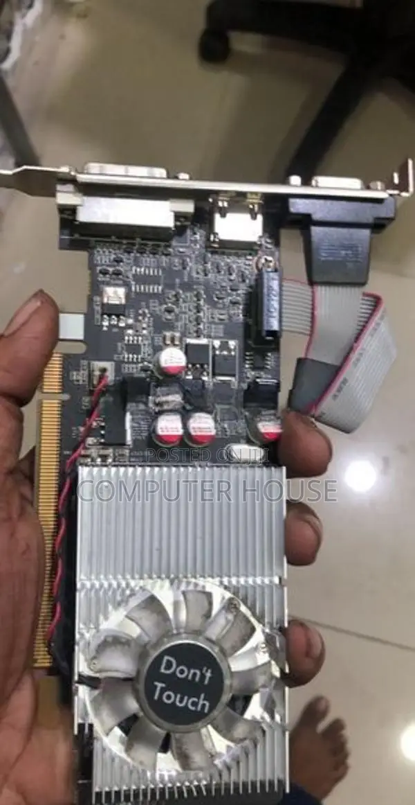 GT 705 1GB VGA