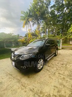 Nissan X-Trail 2015