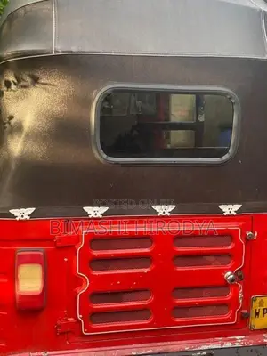 Bajaj RE 2 stroke 2008