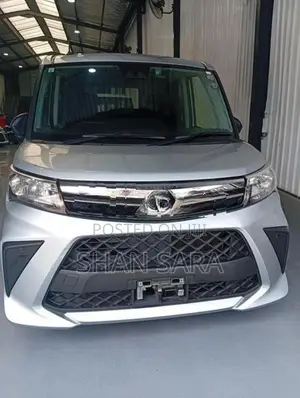 Toyota Roomy X 2023