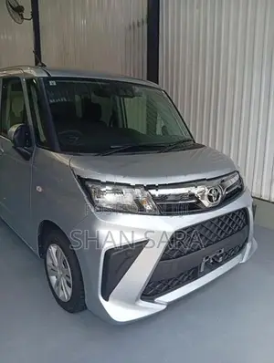 Toyota Roomy X 2023