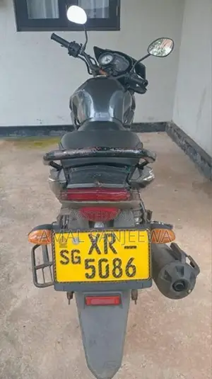 Yamaha SZR 2011