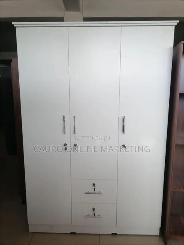 New White Colour 3 Door Cupboard 6*4 Ft Mirror Wardrobe