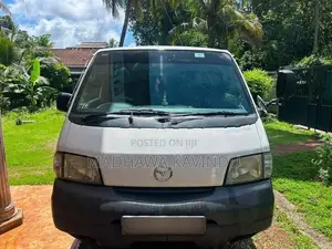 Mazda Bongo Vanette 2005