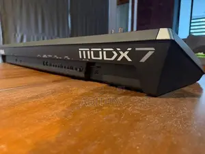 Yamaha MODX7 76-Key Workstation Keyboard