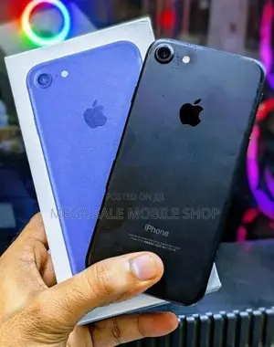 Apple iPhone 7 128GB (Used)