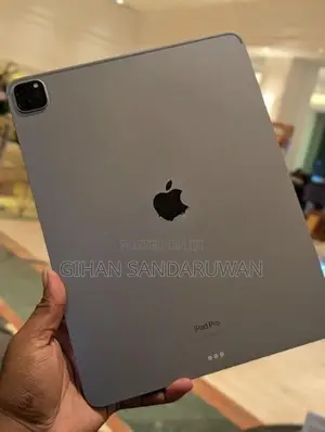 Apple iPad Pro M2 13 inch