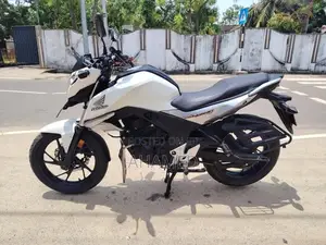 Honda CB Hornet 160R 2017